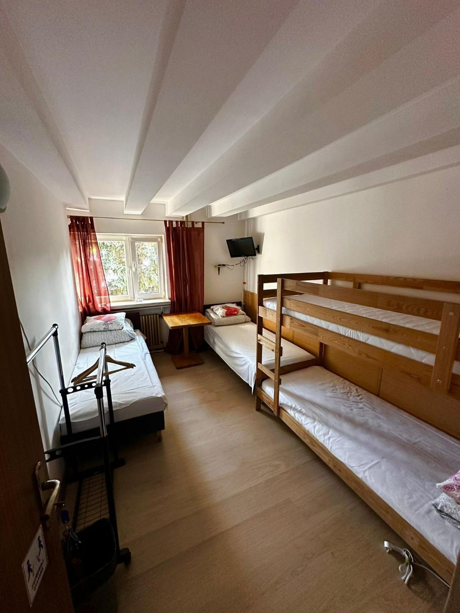 Hostel Tolek Varsovie Extérieur photo